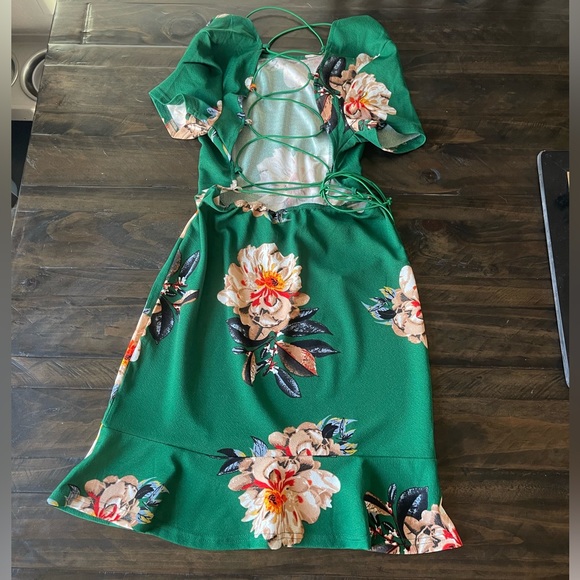 SHEIN Floral Lace Up Back Fitted Dress size Large - Picture 9 of 14